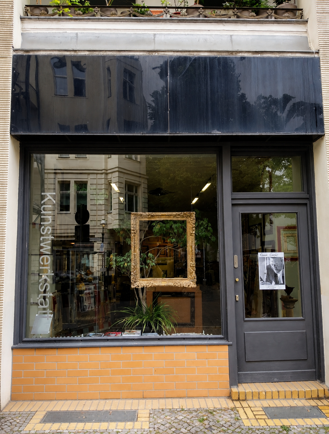Schaufenster der Kunstwerkstatt in Berlin-Charlottenburg